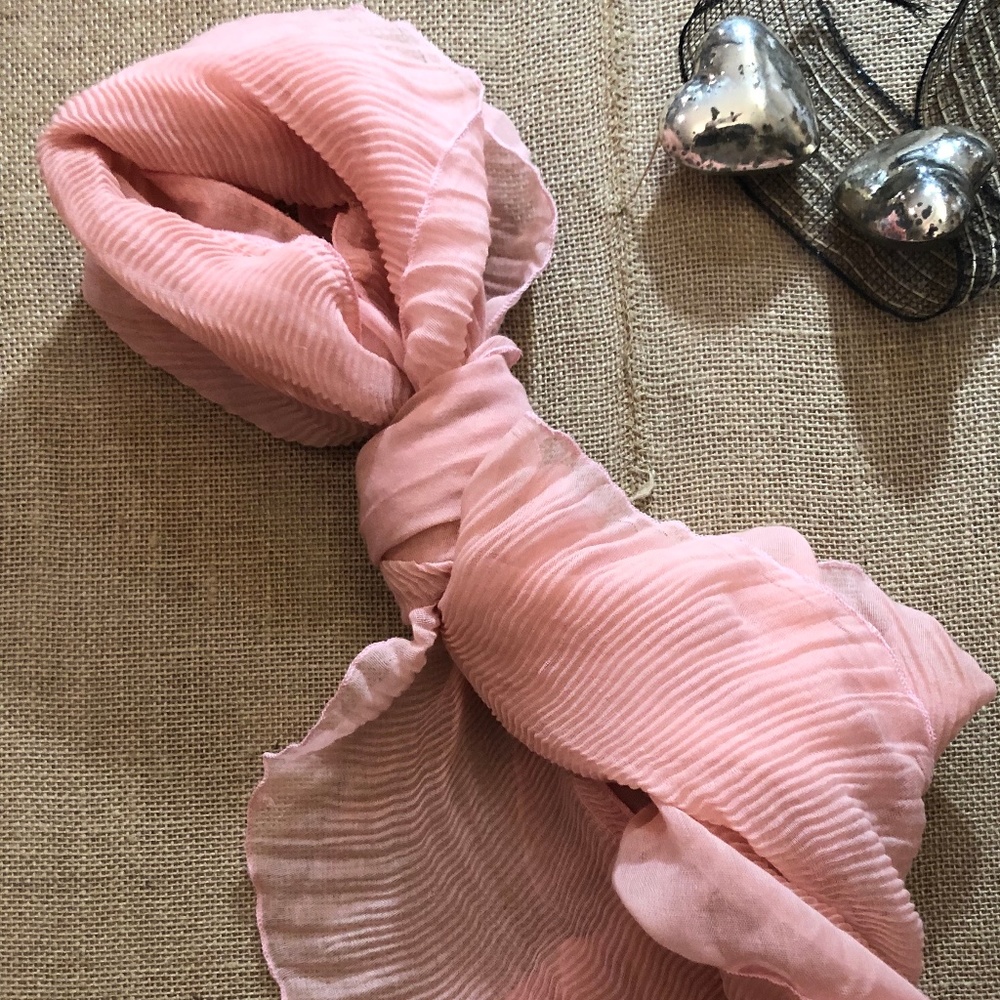 NWT Look Blush Pink Rectangular Scarf 18X80`